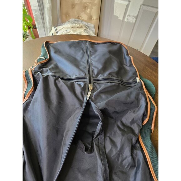 La Valege Garment Bag Luggage Leather Trimmed 22 x 22 Green - Picture 8 of 16